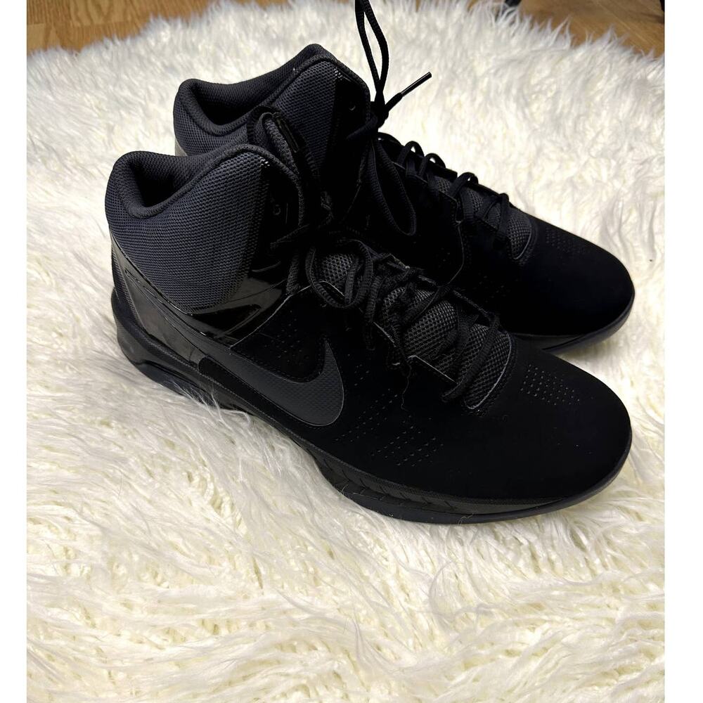 Nike Mens Basketball Shoes - Size 14 - Excellent Condition